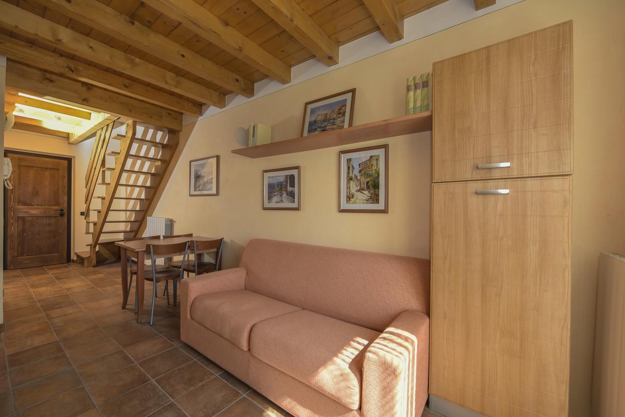 Residenza Borgo Antico Villa Paratico Bagian luar foto