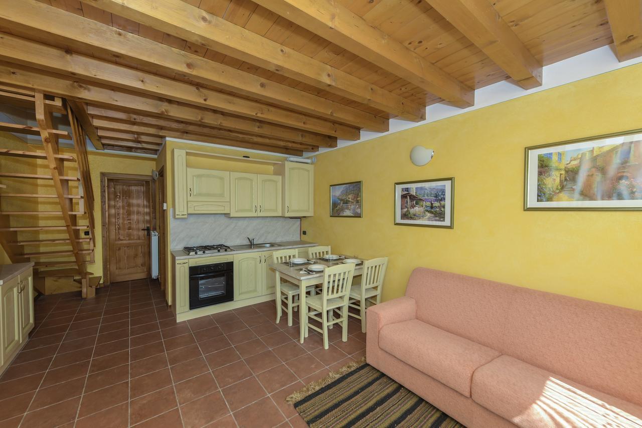 Residenza Borgo Antico Villa Paratico Bagian luar foto