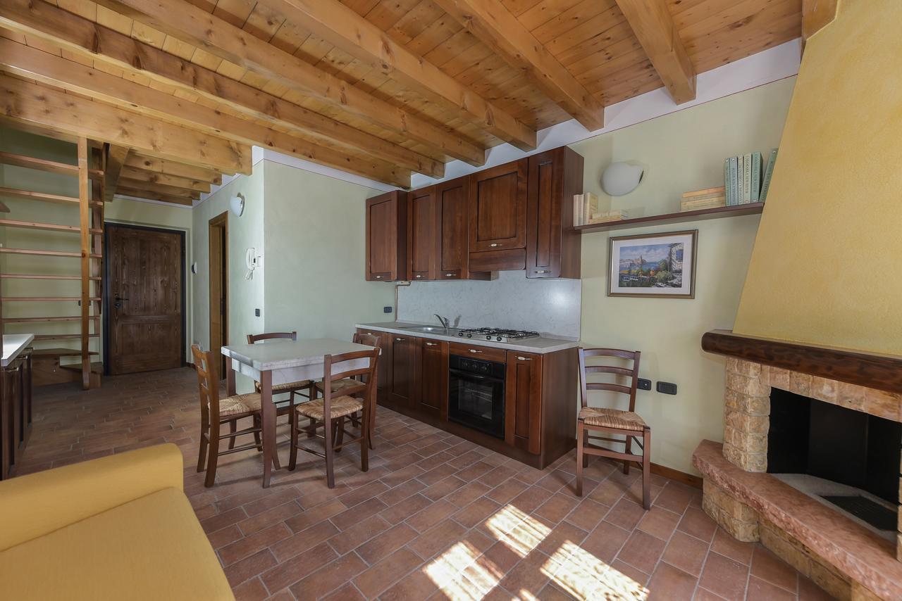 Residenza Borgo Antico Villa Paratico Bagian luar foto